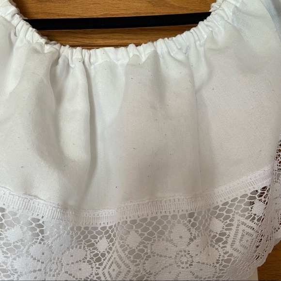 Vintage handmade white off shoulder lace trim embroidered hem dress - Picture 6 of 9
